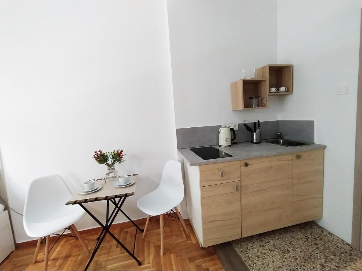 Rustic Studio Lägenhet Aten Exteriör bild